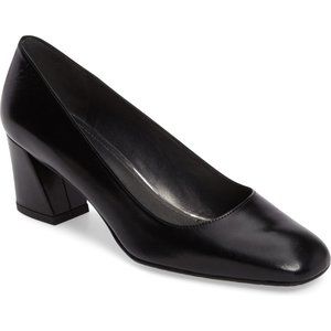 STUART WEITZMAN Marymid Pump PATENT 8 (B29)